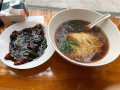 现烧大排-君东记本帮面馆(天钥桥路店)