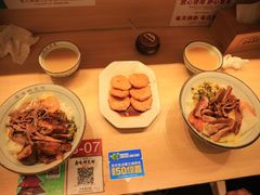 -狮头牌卤味研究所·卤味饭(花城汇南区店)