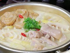 -披云云小馆·味道江湖(姚家园万象汇店)