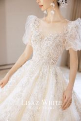点击看大图 -Renee芮亦婚纱