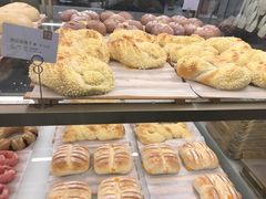 -奈雪的茶(市百一店)