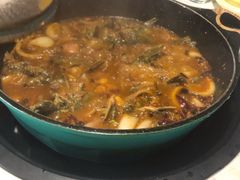 特色锅底-小小河边鱼(江都店)
