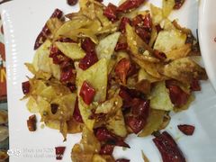 -扒虾小妹儿麻辣海鲜(宏图街店)