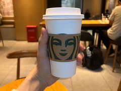 -星巴克臻选(上海中环广场2F店)