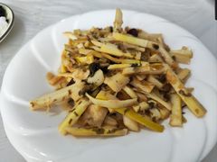 -天乐农家鱼头王(天目湖店)