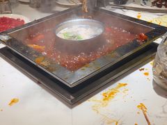 -二荆条·蜀鲜汇城市森林火锅