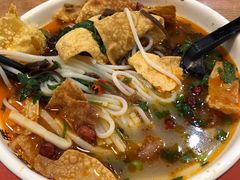 -螺小胖柳州螺蛳粉(钟楼总店)