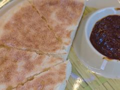 -江湖亮亮蒸虾大排档烤全羊清真(武汉总店)
