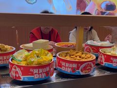 -龍歌自助小火锅(市南金茂湾店)