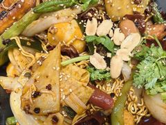 -醉人椒麻辣香锅(王府井喜悦店)