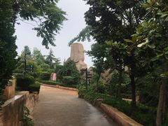-东方熊牧场