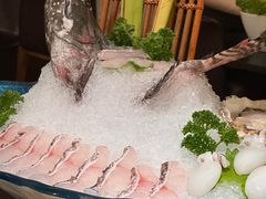 海鲜拼盘-鲜入唯煮·港式海鲜牛肉火锅(金宝街店)