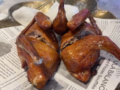 -蝴蝶里·粤菜·点心(滨江龙湖店)