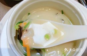 Guangdong Aunt Yellow Croaker Soup