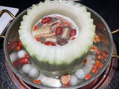 -得意咚瓜·顺德鱼生·冬瓜盅火锅