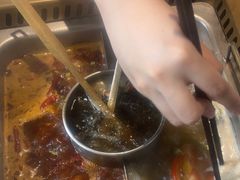 -雾都渣渣火锅(南城智汇城店)