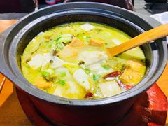 石锅酸菜鱼-周鱼小馆石锅酸菜鱼(活力汇店)