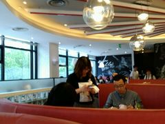 大堂-必胜客(大观天地店)