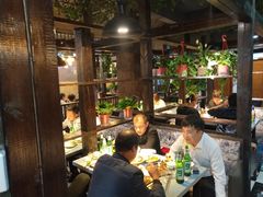 -六福酒馆(秦隆步行街店)