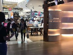 -王权免税店(廊曼机场店)