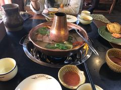 牦牛肉火锅-陀岗美食·云南藏式特色餐厅