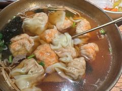 -荣记歡喜·馄饨铺(开发区振华购物中心店)