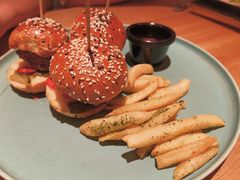 迷你牛肉小汉堡-翠贝卡&Mama Kelly Brunch Coffee(河西店)