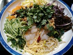 大盆凉菜-鱼窝棚柴火铁锅炖(富山屯店)