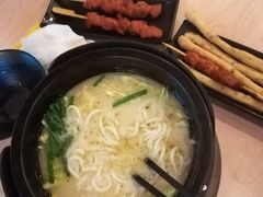 -阿香米线(路北大润发店)