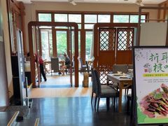 -黔蘑菇四季餐厅(观山湖店)