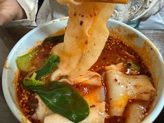 -爱骅裤带面馆(东木头市店)