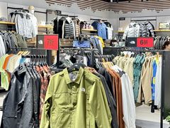 -百联奥特莱斯广场(南京店)