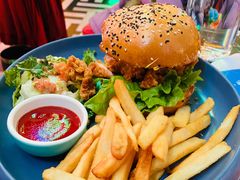 -Famous肥猫墨西哥音乐餐吧(五棵松华熙LIVE店)