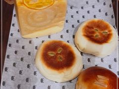 -沁屋面包店(人民东路店)