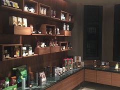 -星巴克(广州中华广场B1层店)