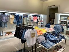 -ZARA(凯德乐峰广场店)