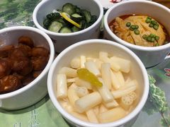 -渝是乎川渝小炒(新世界百货望京店)