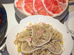 -茅草房·河畔园林火锅