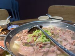-肖四女乐山跷脚牛肉(南汇大学城生活广场店)