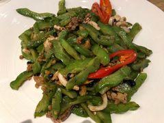 -港丽餐厅(高德置地店)