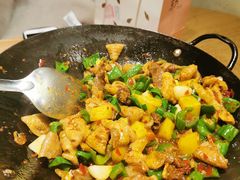 -聚鑫朋酸菜肥肠(文艺路口店)