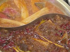 -沸炉重庆老火锅(军事博物馆店)