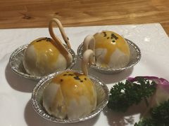 叉烧天鹅酥-颐和•海鲜砂锅粥•啫啫煲(奥林匹克广场店)