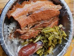 -梁阿婆廿年老牌扣肉糯米饭
