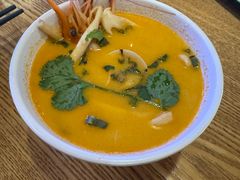 -椰莱泰小谷·东南亚融合菜(坪山悦阾SPACE店)