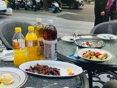 -玛格萝妮比萨屋(四平店)