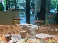 -Dough&Joe团憩(瑞虹天地月亮湾店)