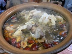 -威邵鸡煲(西华路总店)