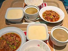 -老乡鸡(上海品尊国际中心店)