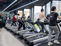 -超鹿运动(五四路恒力城店)